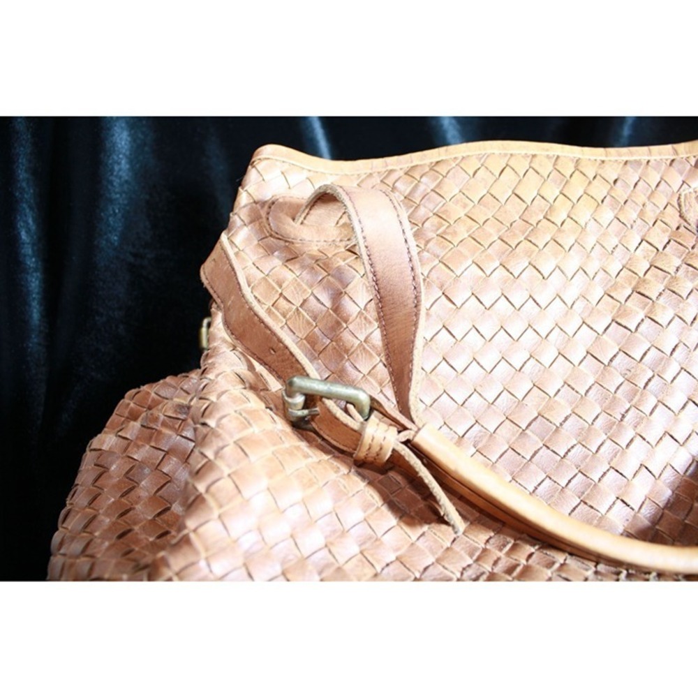 Valentina Leather Handbag - Picture 8 of 12